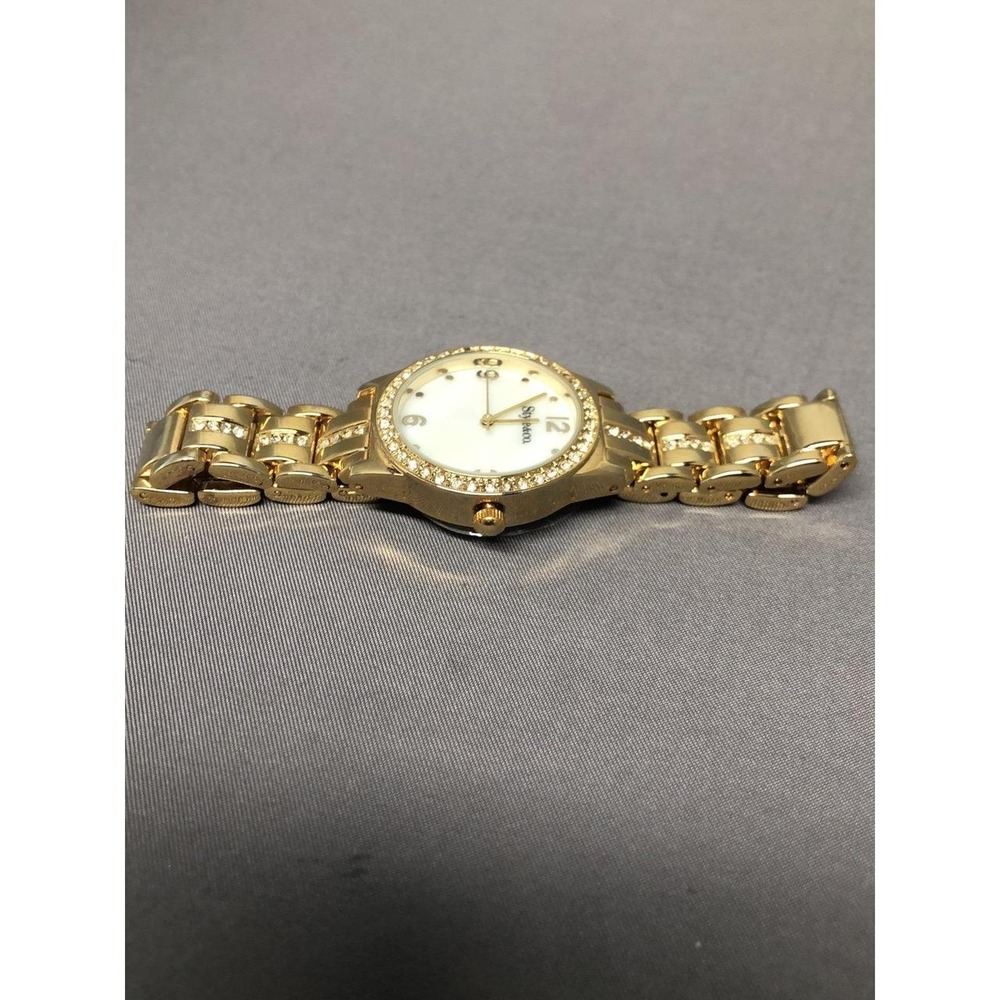 Watch - Picture 4 of 6